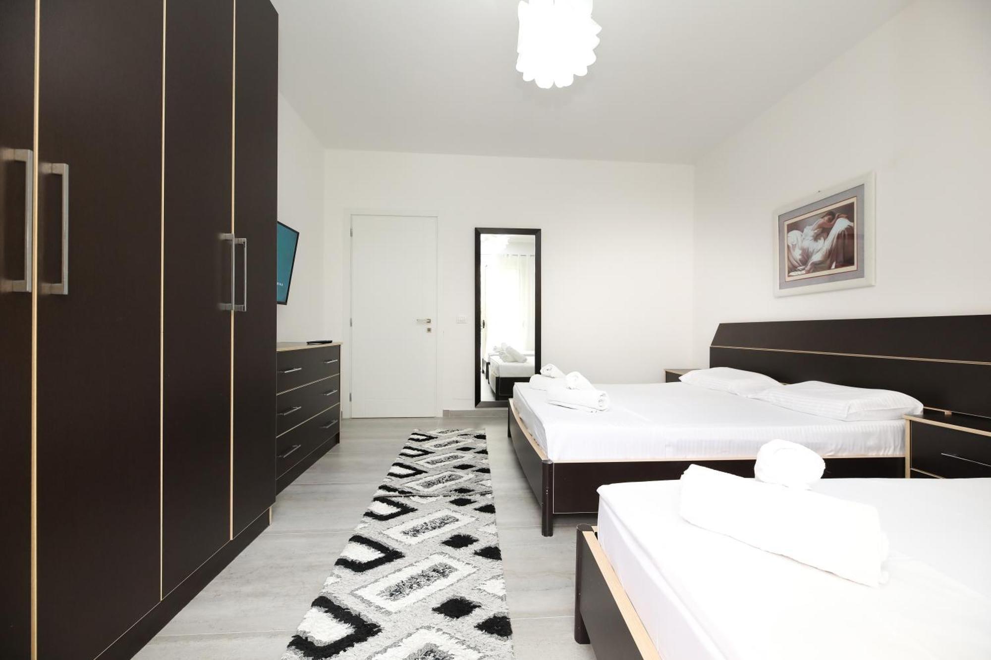 Rezidenca Panorama Apartments Vlorë Exteriör bild